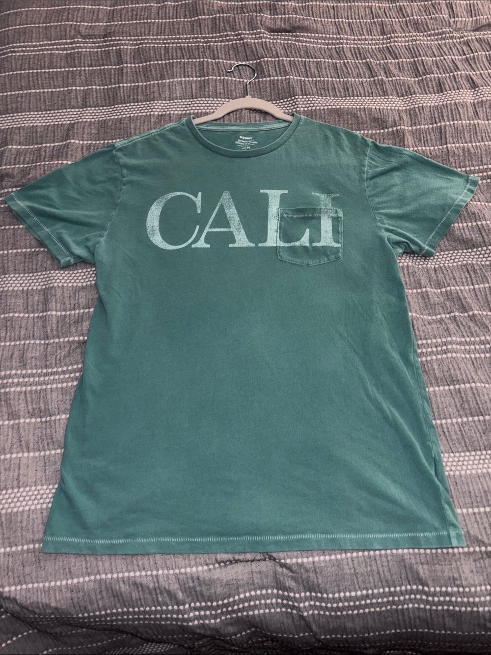 Old Navy CALI Graphic Pocket Tee - Teal Green
